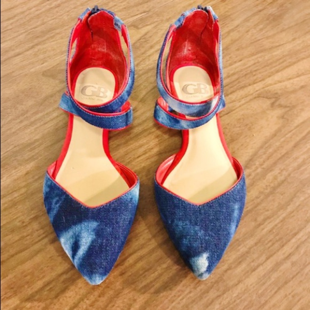 Gianni Bini Point toe Denim/ Red Leather Flats